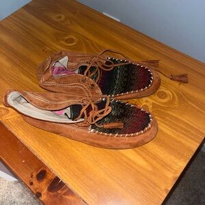 Brown Moccasins with Multicolor Knit Detail